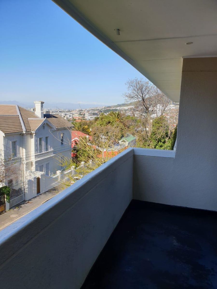 To Let 2 Bedroom Property for Rent in Tamboerskloof Western Cape